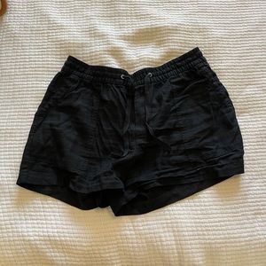 Gap linen soft shorts